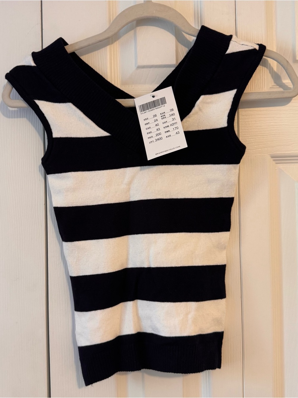 Striped V‑Neck Sleeveless Knit Top - Black & White